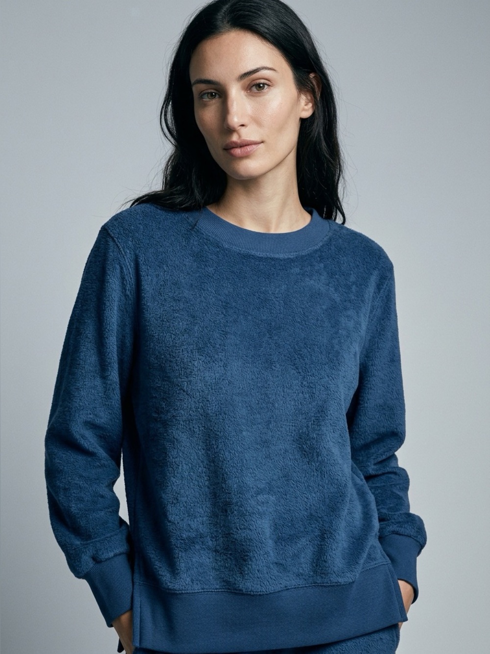ANYBODY | Navy Blue Faux Fur Oversized Sweatshirt Sz S